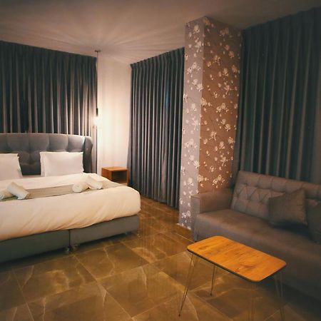 Lotus Boutique Hotel Вифлеем Экстерьер фото